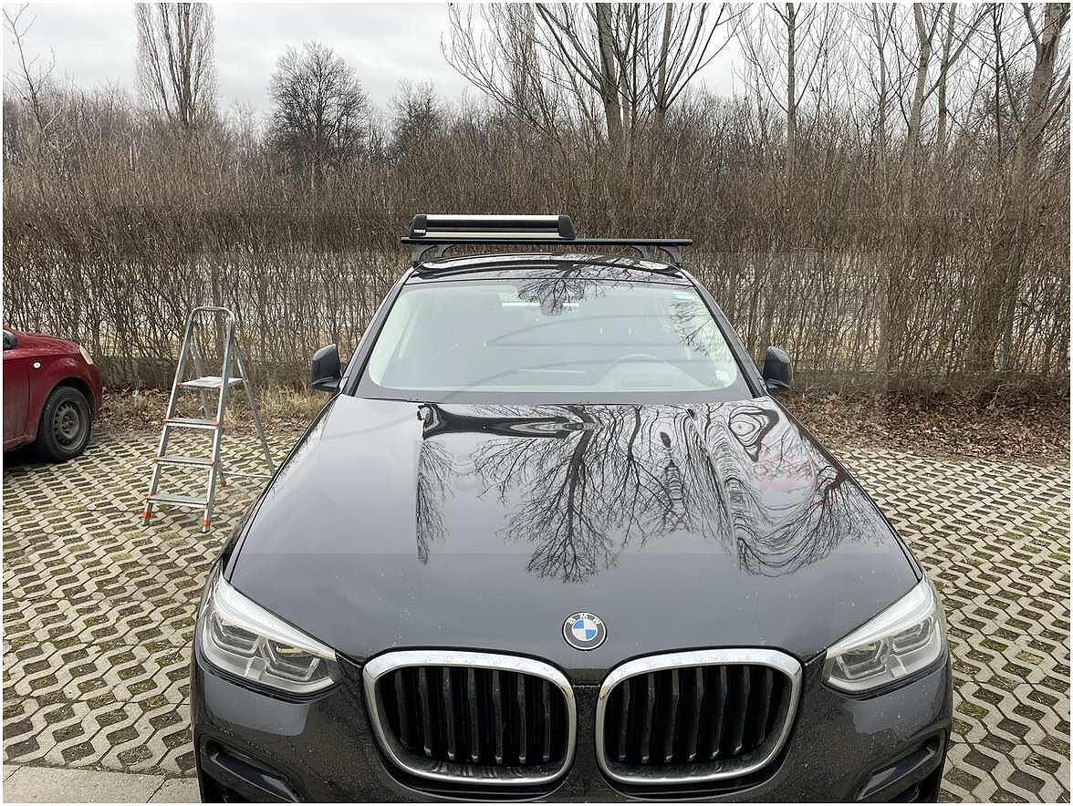 Аеродинамични черни Товарни греди Cruz Airo за BMW X4 (G02) модел след 2018 година
