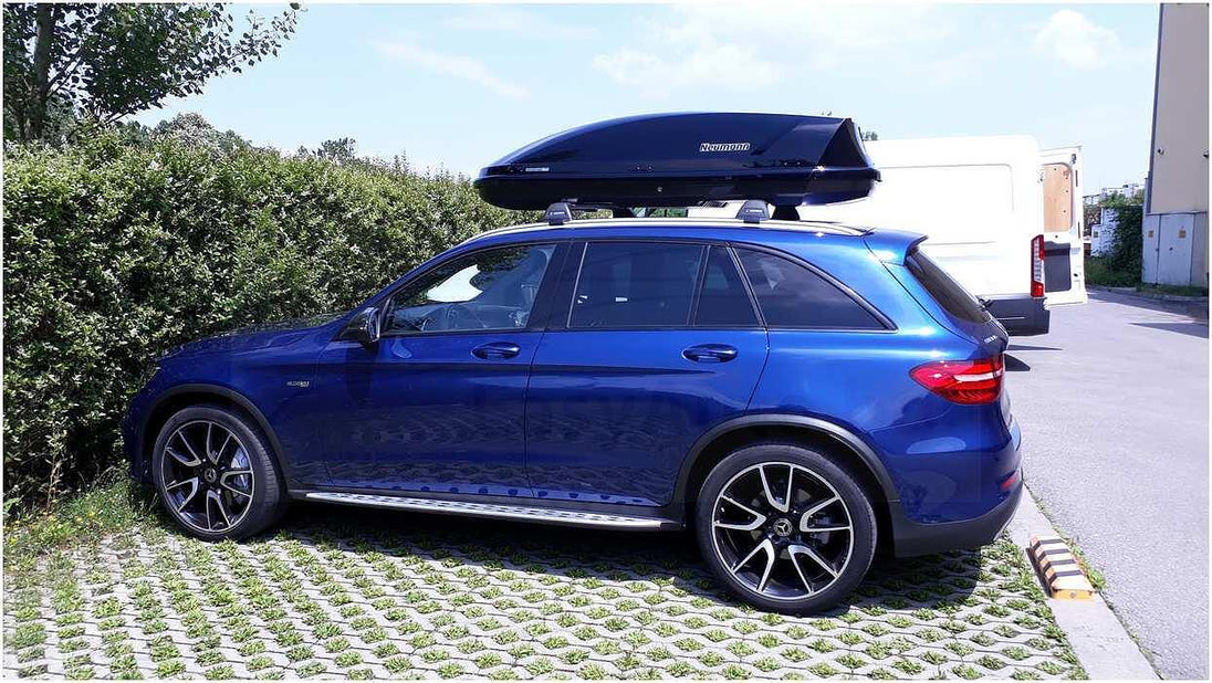 Автобокс Neumann Adventure 205 Черен гланц
