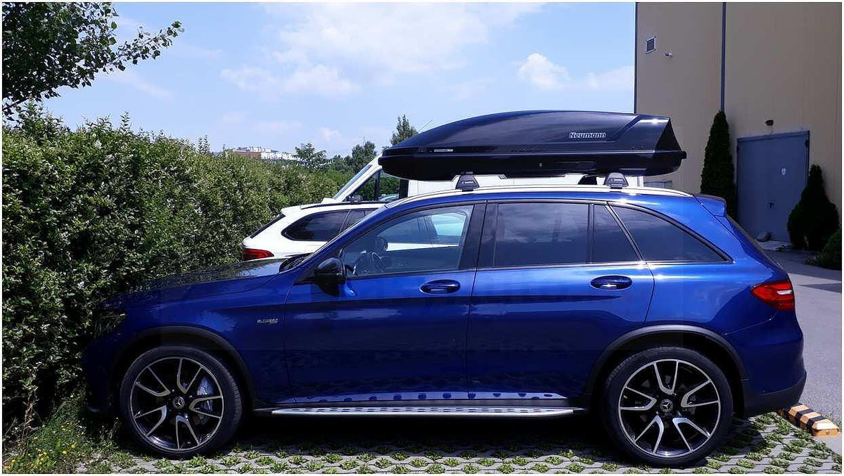 Автобокс Neumann Adventure 205 Черен гланц
