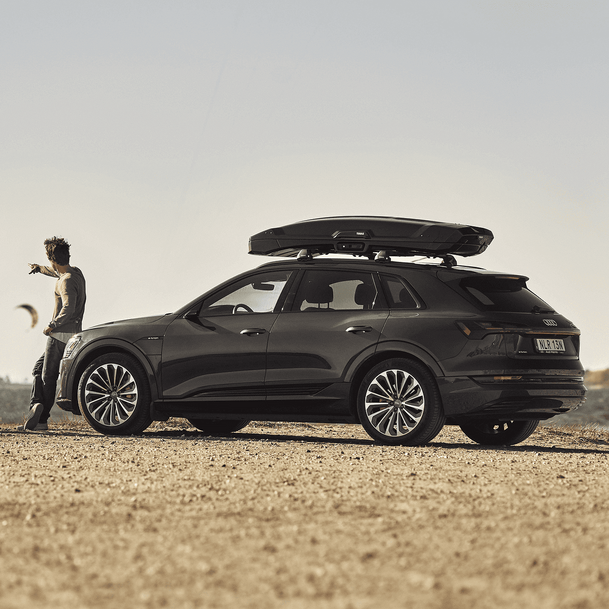 Автобокс Thule Vector L Black 430 литра