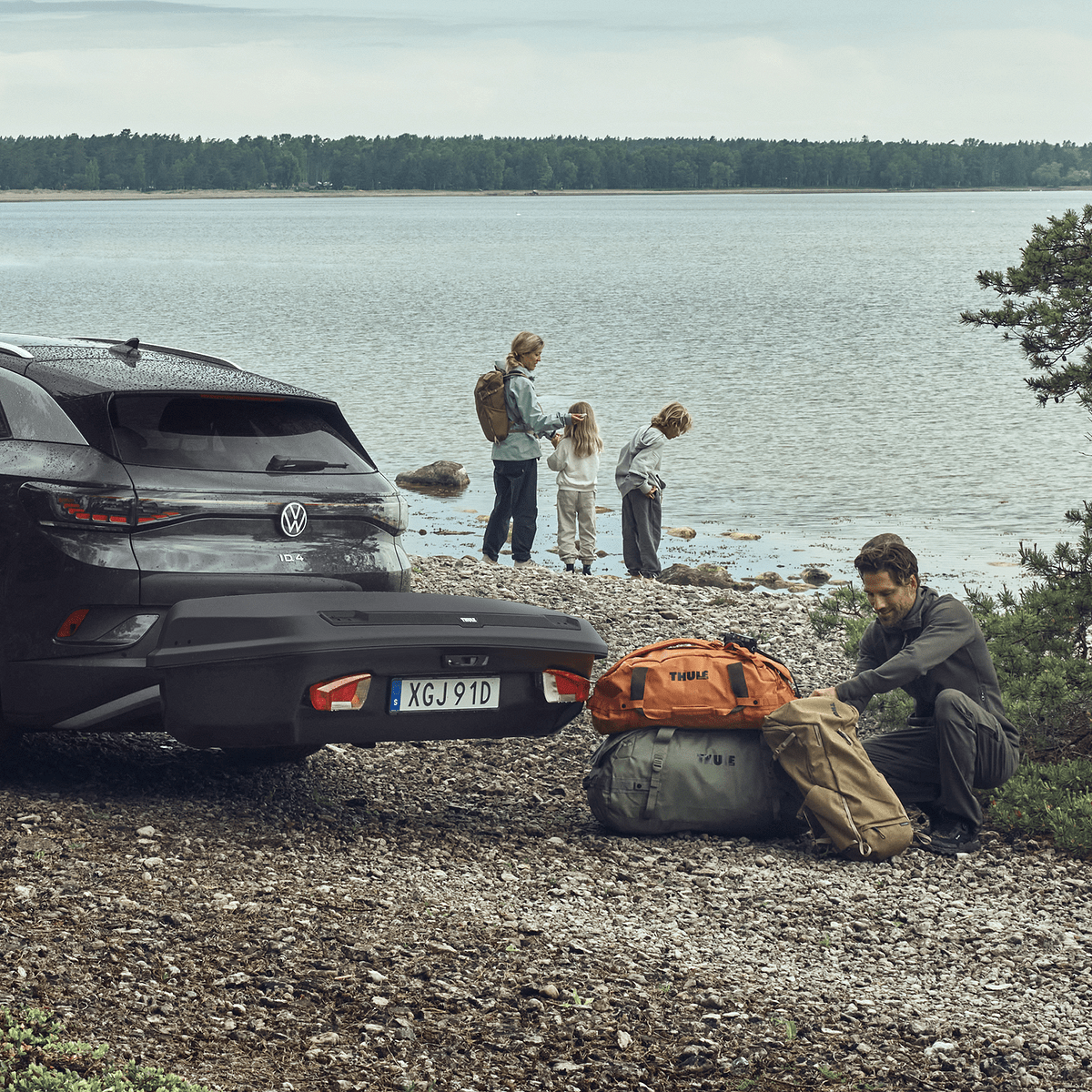 Автобокс за монтаж на теглич Thule Arcos Box L