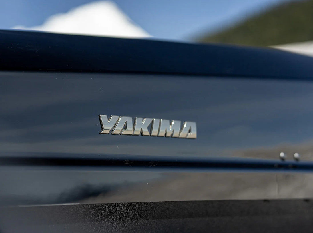 Багажник-автобокс Yakima Skybox CBX LG Obsidian - 450 литра Черен гланц
