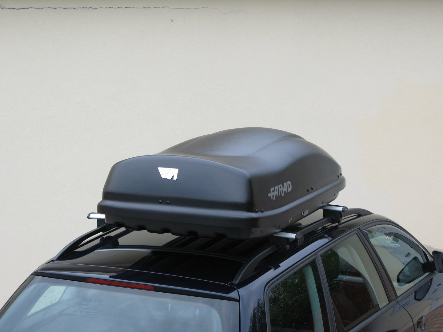 Автобокс Farad Marlin F3 400L черен мат