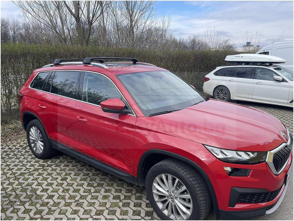 Черни аеродинамични греди Yakima Flush за Skoda Kodiaq