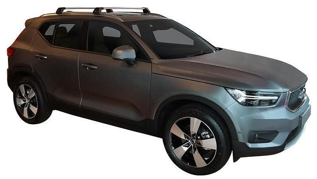 Черни аеродинамични греди Yakima Flush за VOLVO XC40 и XC40 Recharge от 2018 до 2024 година с плътни вградени надлъжни греди