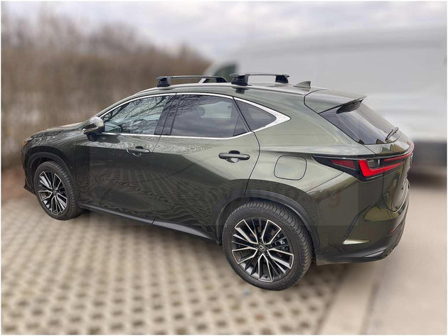 Черни аеродинамични греди Yakima ThruBar за Lexus NX от 2021 година нагоре с плътни вградени надлъжни греди