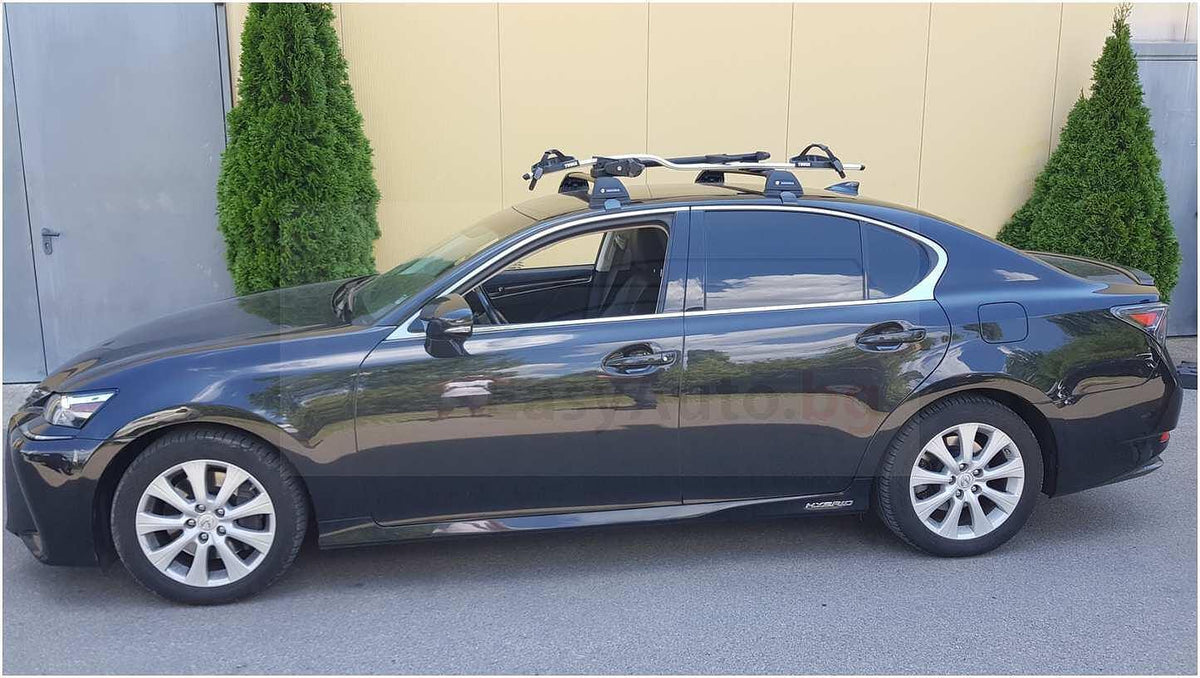 Черни супер аеродинамични греди Yakima Flush за Lexus GS модел от 2012 и нагоре