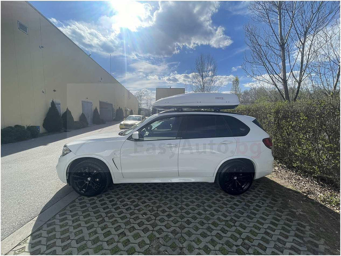 Автобокс Hapro Traxer 8.6 бял гланц 530 литра