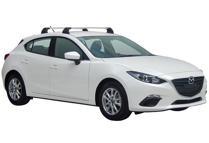 Сиви супер аеродинамични греди Yakima Flush греди за Mazda 3 хечбек модел от 2013 до 2019 година и от 2019 година нагоре