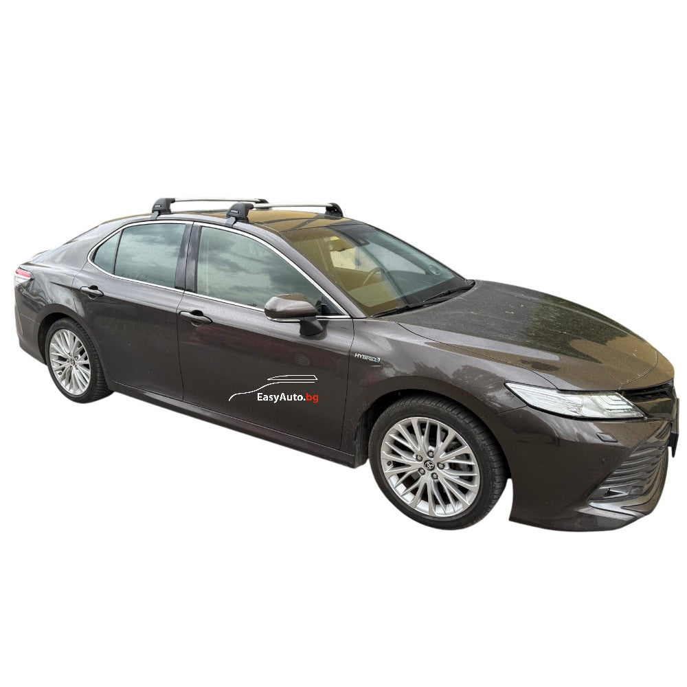 Сиви Yakima Flush греди за Toyota Camry след 2017 година и нагоре