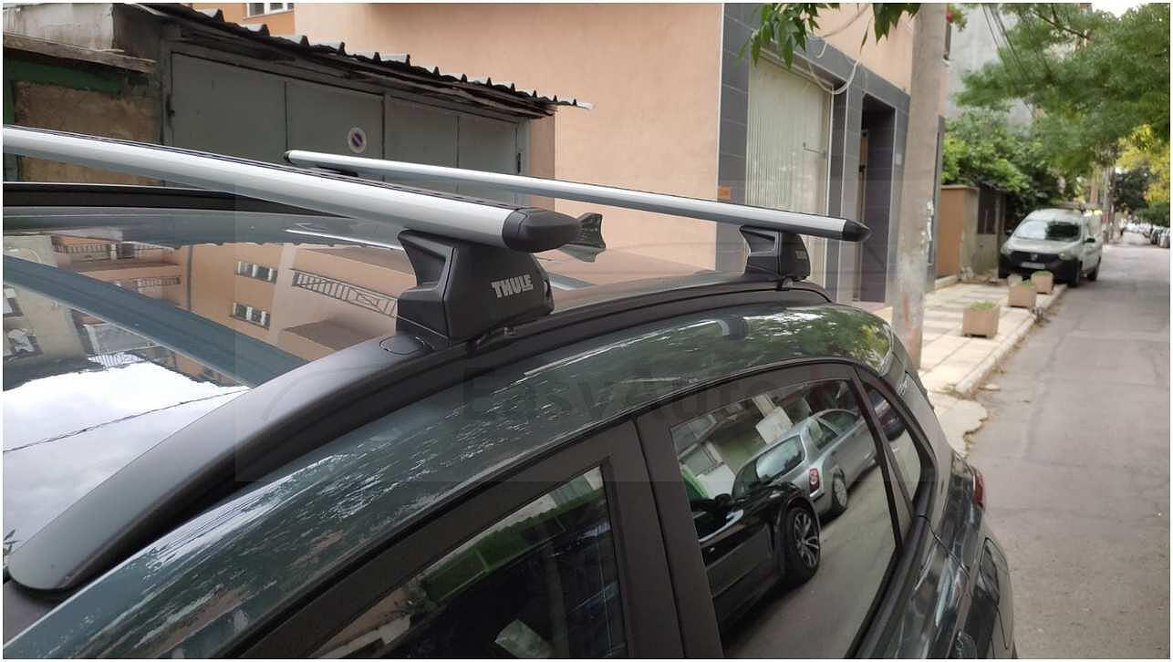 Товарни греди Thule 7106 Flush rail EVO SIlver