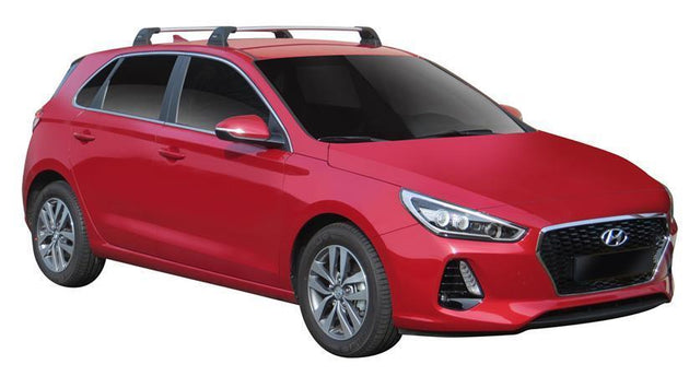 Черни супер аеродинамични греди за Hyundai i30 Hatchback модел след 2017 година със стъклен таван