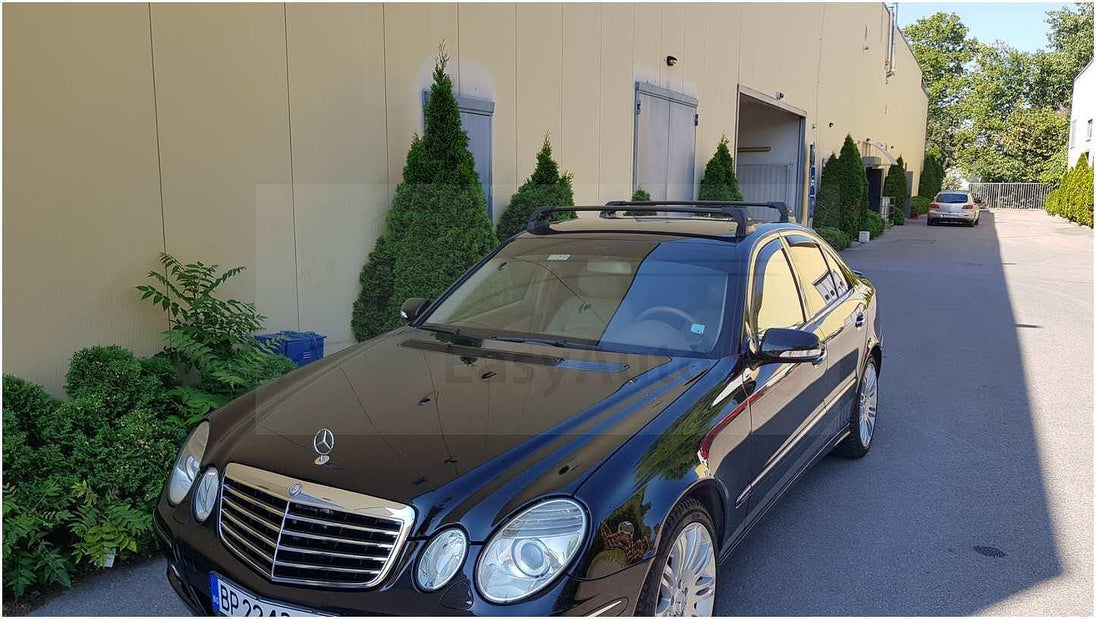 Черни супер аеродинамични греди Yakima Flush за Mercedes E-класа Седан от 2002 до 2009 година
