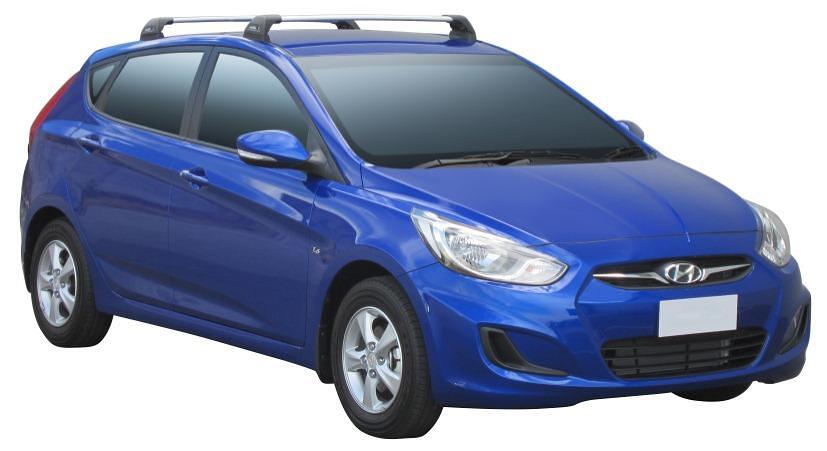 Сиви супер аеродинамични товарни греди Yakima Flush за Kia Ceed Hatchback 2006-2012, Hyundai i30 Hatchback 2007-2012, Hyundai Accent 2011-2015 година